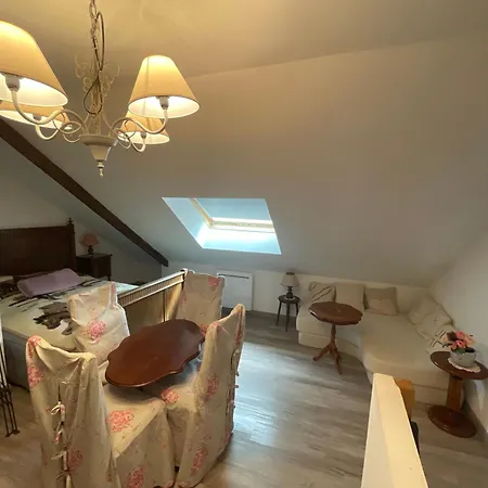 Loft Agreable Arrest