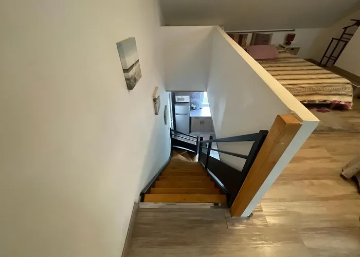 Semesterbostad Loft Agreable *