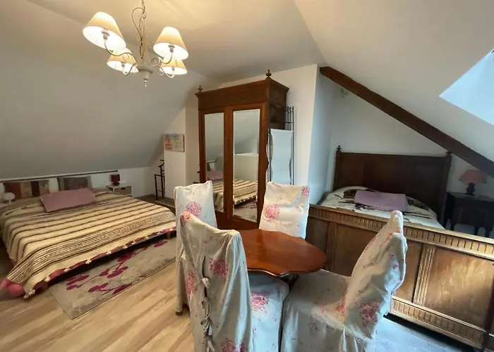 Semesterbostad Loft Agreable Arrest